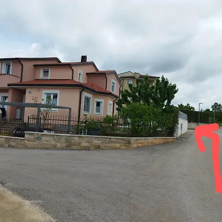 Apartment Tonis